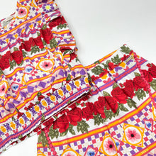 Load image into Gallery viewer, Guess Geometric Floral Print Shorts Set
